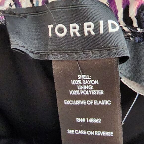 4X 26W Torrid Black Chevron Pull On Short Paperbag Waist Tie Belt Pocket 5in ins - Picture 8 of 9